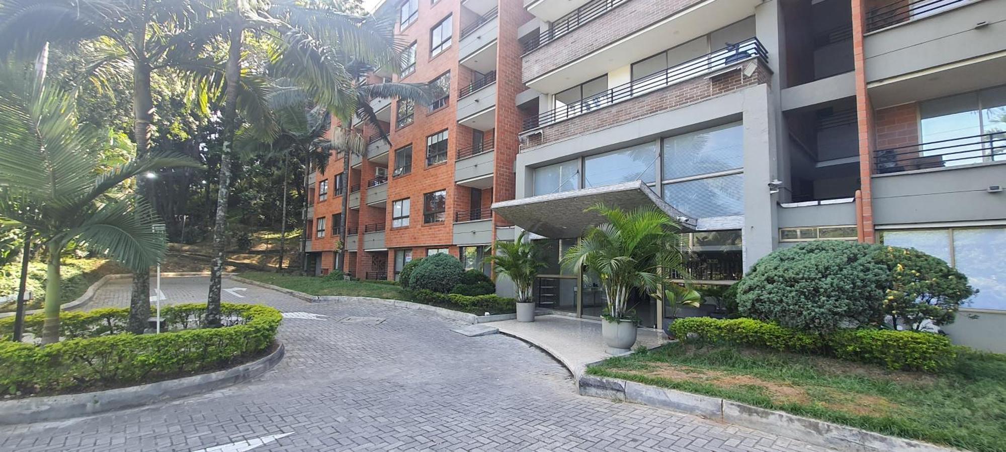 Apartamento Cerca A Plaza Mayor Медельин Экстерьер фото